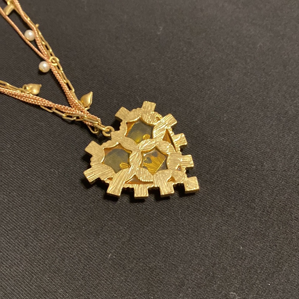 Betsey Johnson Crown Necklace - Picture 4 of 11